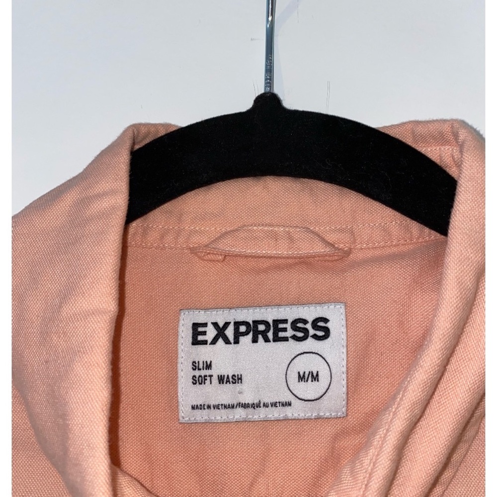 Express button down - Picture 3 of 4